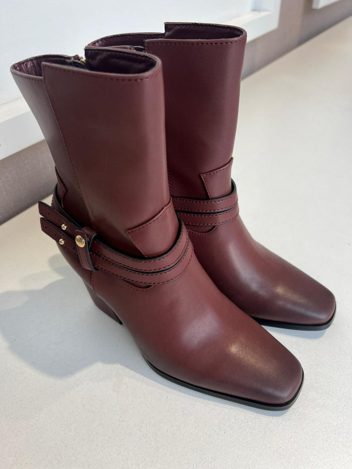 BOTA CANO MÉDIO BORDÔ COM FIVELA RINASCIMENTO