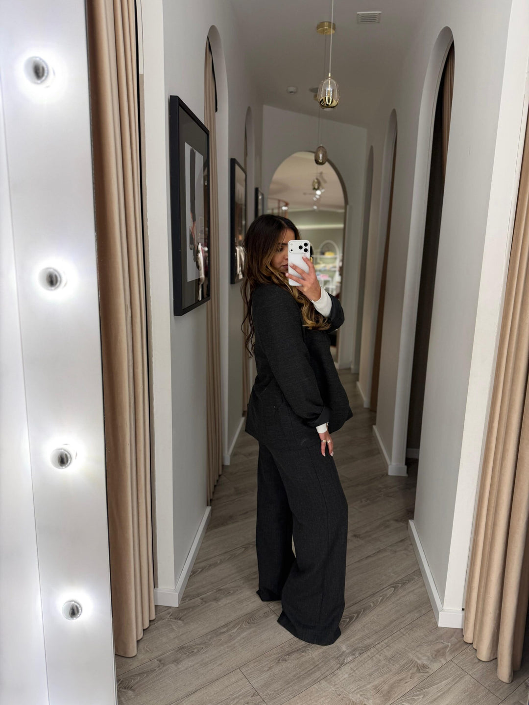 CONJUNTO CINZA COM BLAZER E CALÇA ALFAIATARIA PONTO CHIC
