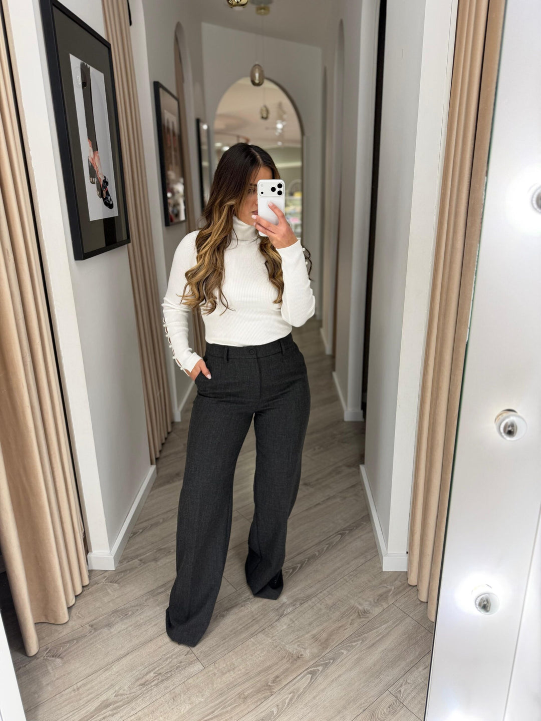 CONJUNTO CINZA COM BLAZER E CALÇA ALFAIATARIA PONTO CHIC