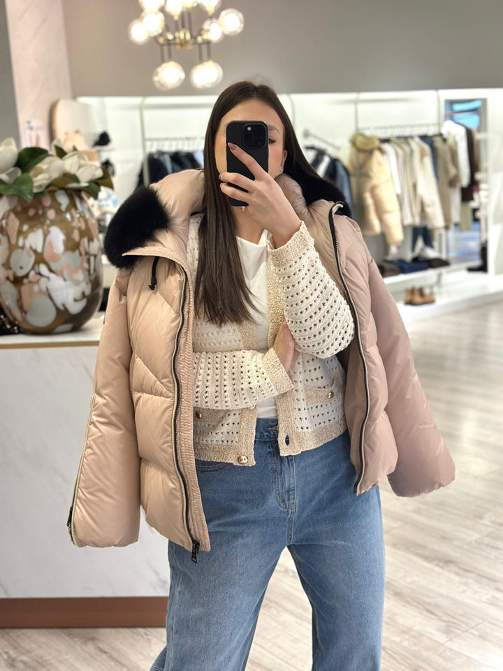 BLUSÃO CAMEL COM PÊLO PRETO FLO&amp;CLO