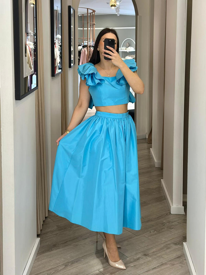 CONJUNTO AZUL SAIA E TOP PONTO CHIC