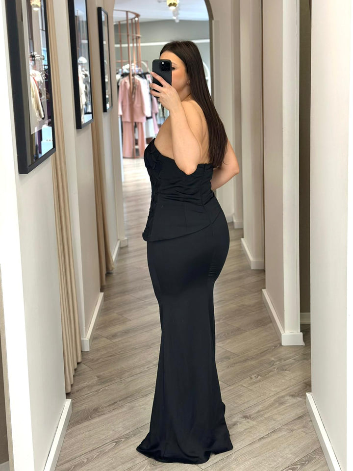 VESTIDO COMPRIDO PRETO COM TOP TEXTURIZADO PONTO CHIC