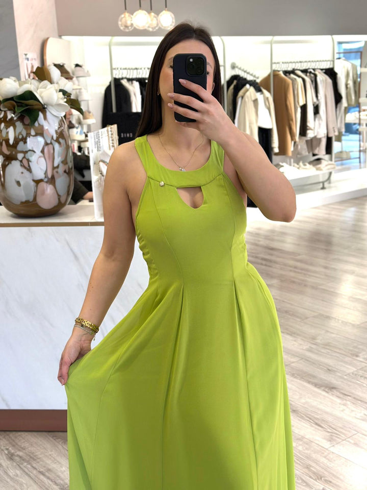 VESTIDO LONGO VERDE LIMA COM RECORTES LATERAIS RINASCIMENTO