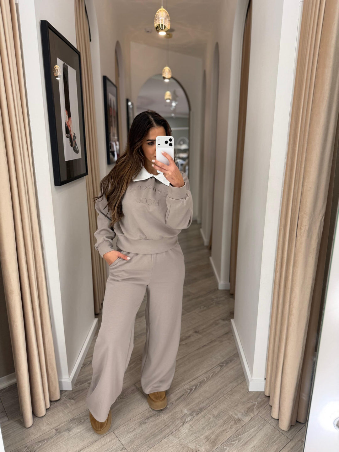 CONJUNTO TAUPE GOLA CAMISEIRO PONTO CHIC