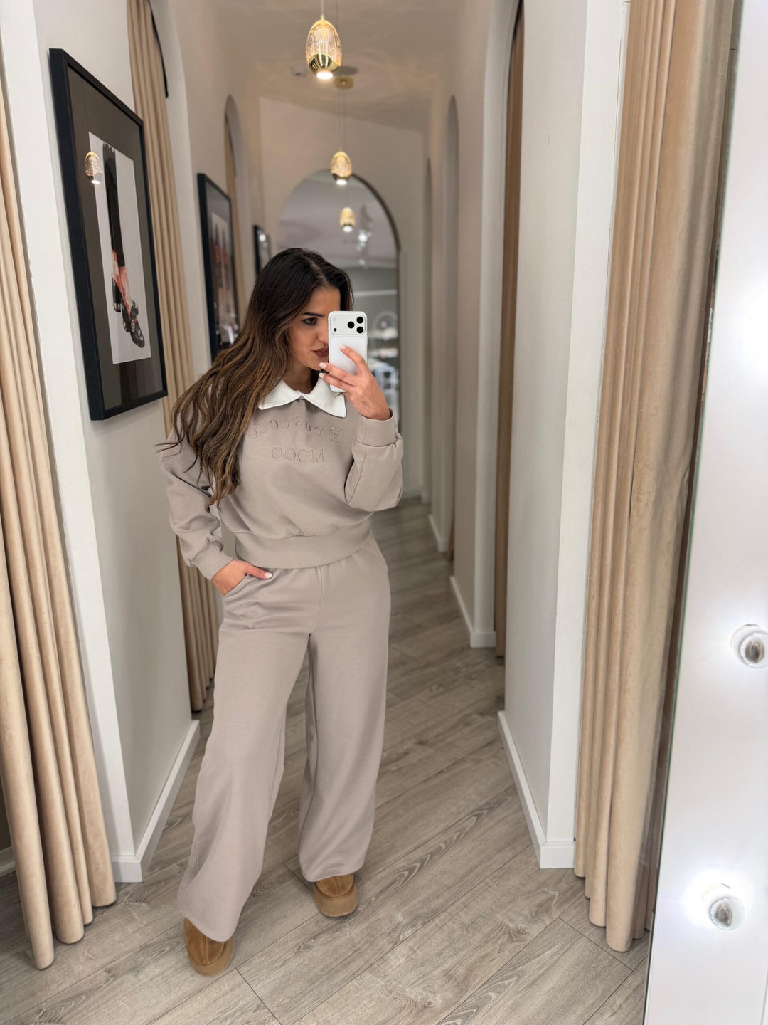CONJUNTO TAUPE GOLA CAMISEIRO PONTO CHIC