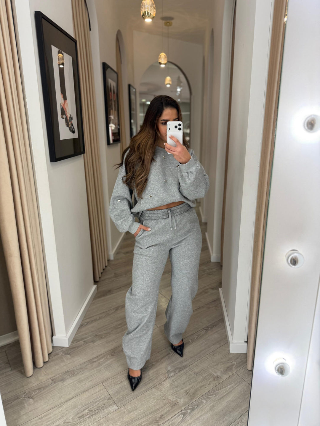 CALÇA CINZA EM MALHA PONTO CHIC