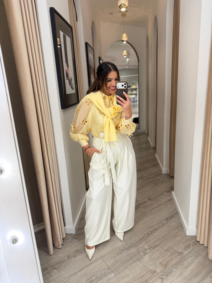 CALÇA CRU COM TIRAS PARA  ATAR PONTO CHIC