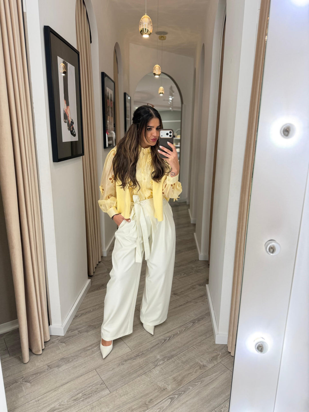 CALÇA CRU COM TIRAS PARA  ATAR PONTO CHIC
