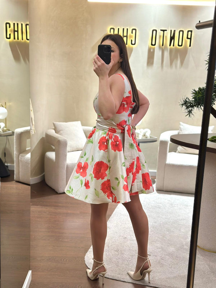 VESTIDO CURTO ESTAMPADO FLORAL PONTO CHIC