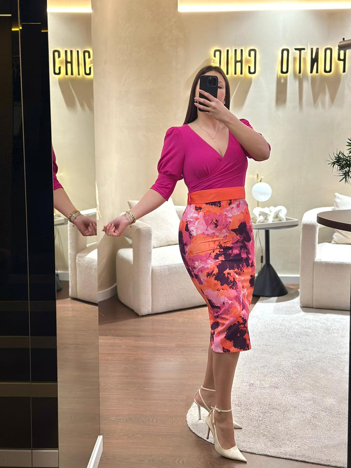 VESTIDO MIDI BICOLOR COM ESTAMPADO ARTÍSTICO PONTO CHIC