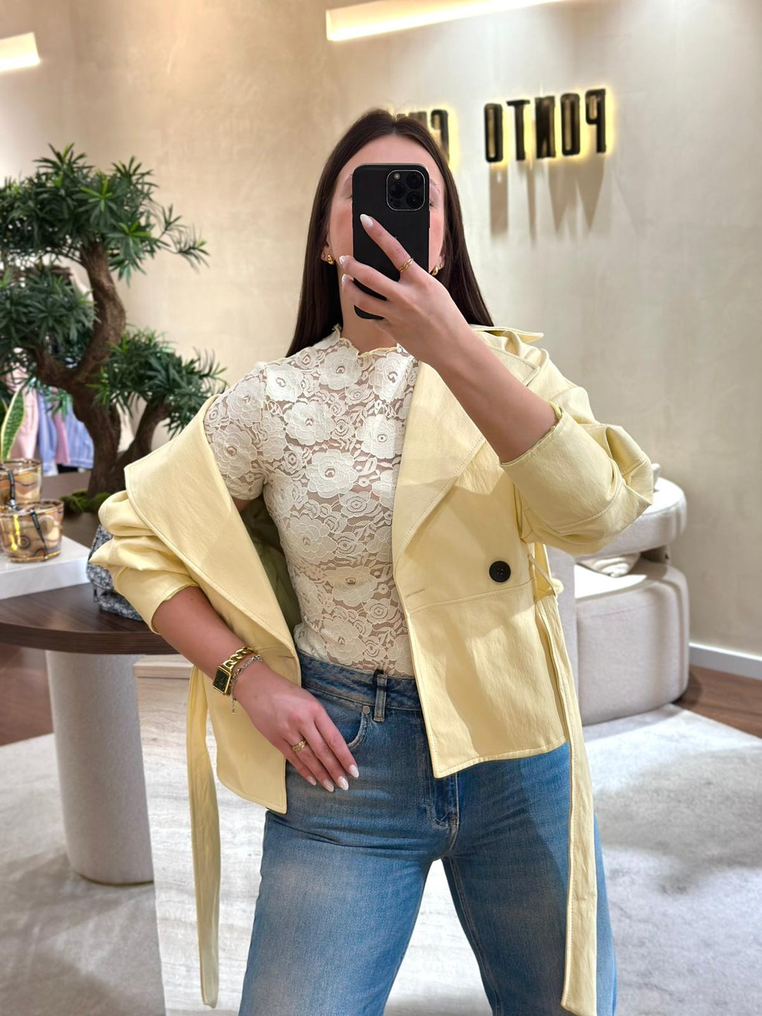 CASACO AMARELO MANTEIGA COM CINTO PONTO CHIC