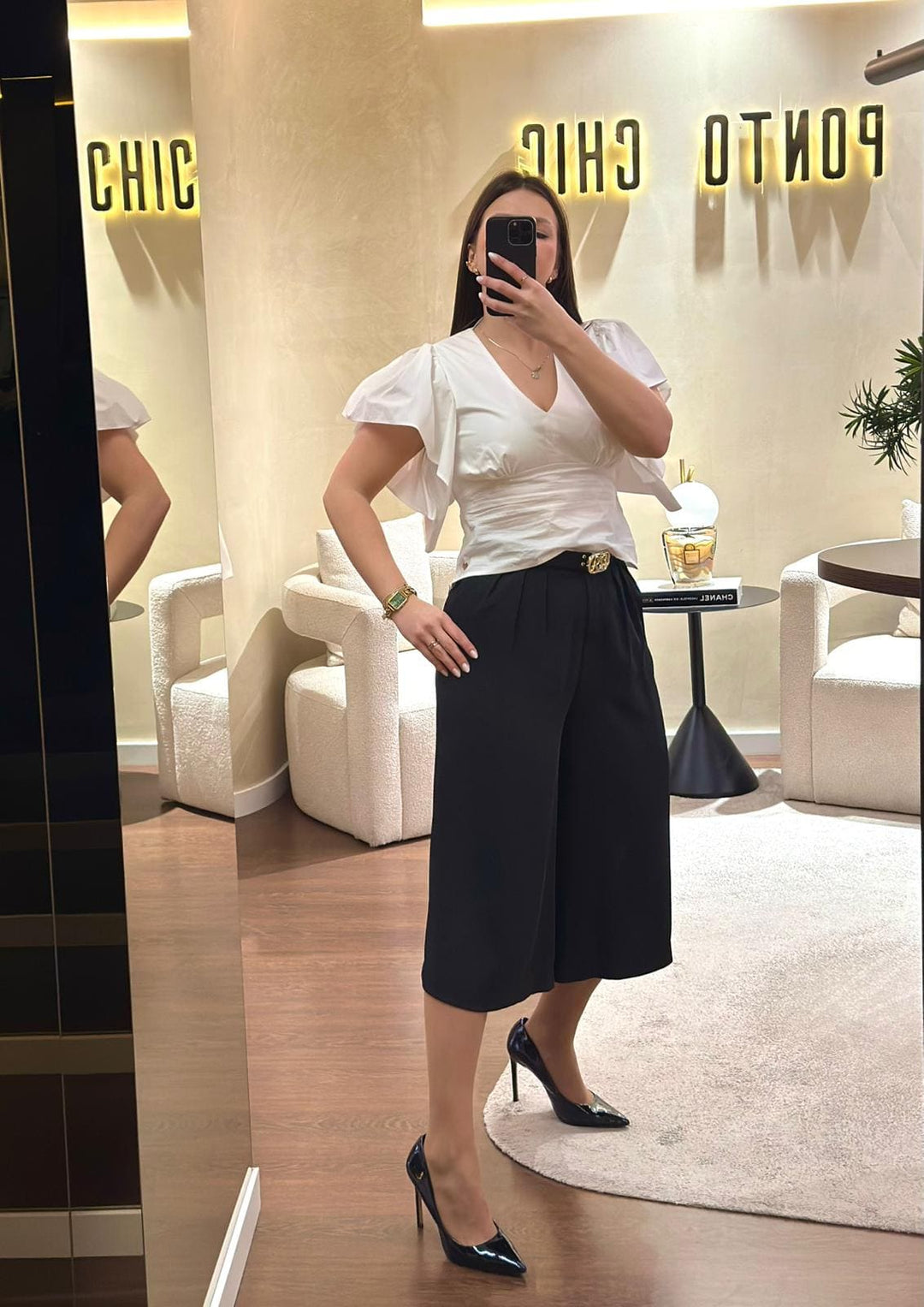 CULOTE PRETA COM CINTO RINASCIMENTO