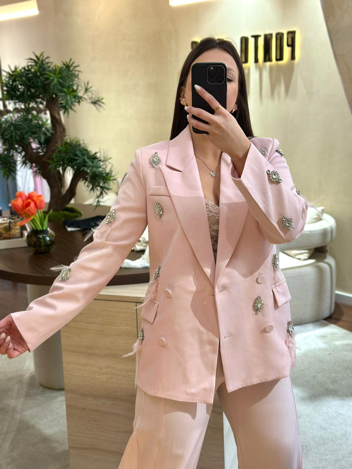 BLAZER ROSA COM APLICAÇÕES BRILHANTES PONTO CHIC