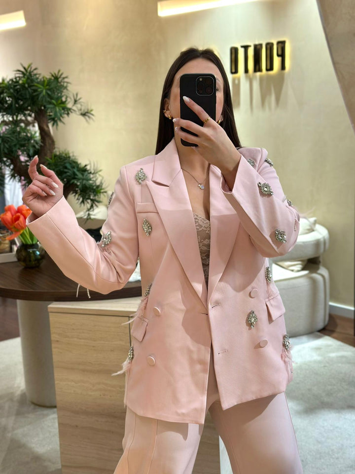 BLAZER ROSA COM APLICAÇÕES BRILHANTES PONTO CHIC