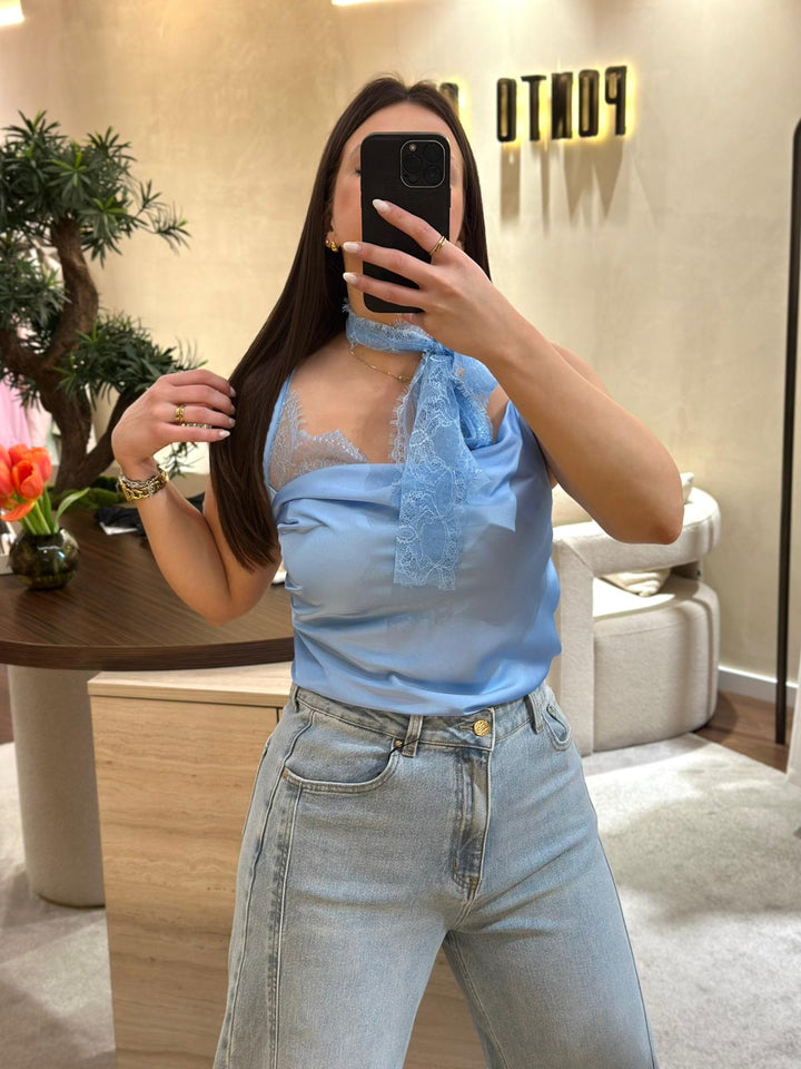 TOP AZUL ACETINADO COM DETALHE CHOKER EM RENDA PONTO CHIC