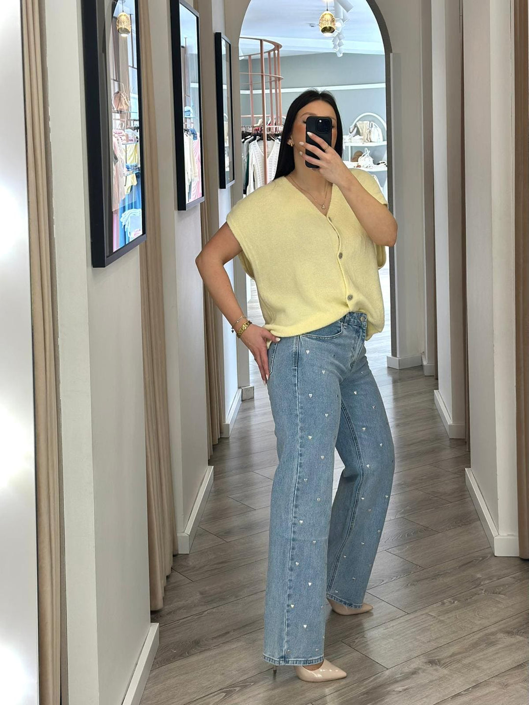 COLETE AMARELO EM MALHA SUAVE PONTO CHIC