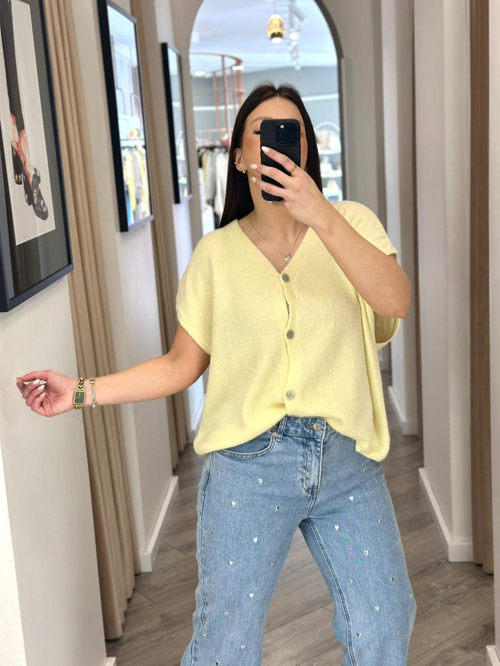 COLETE AMARELO EM MALHA SUAVE PONTO CHIC