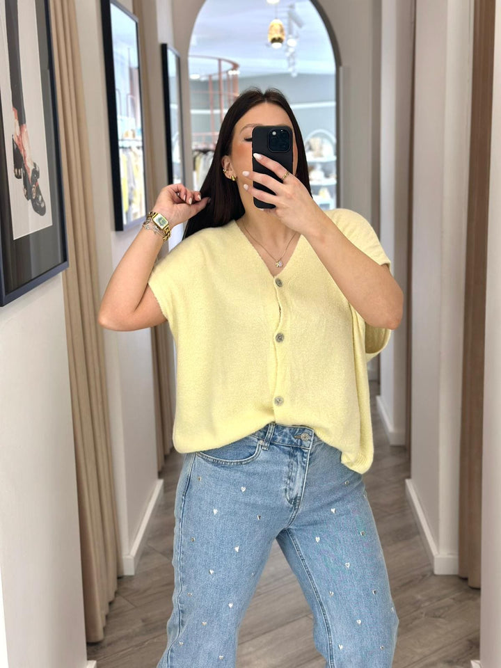 COLETE AMARELO EM MALHA SUAVE PONTO CHIC