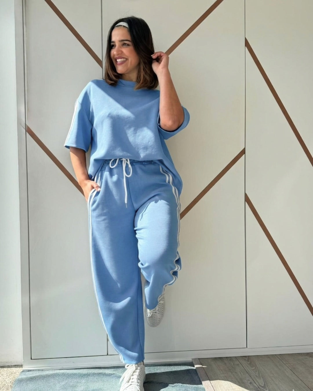CONJUNTO AZUL COM SWEAT E CALÇA COM FAIXA LATERAL PONTO CHIC