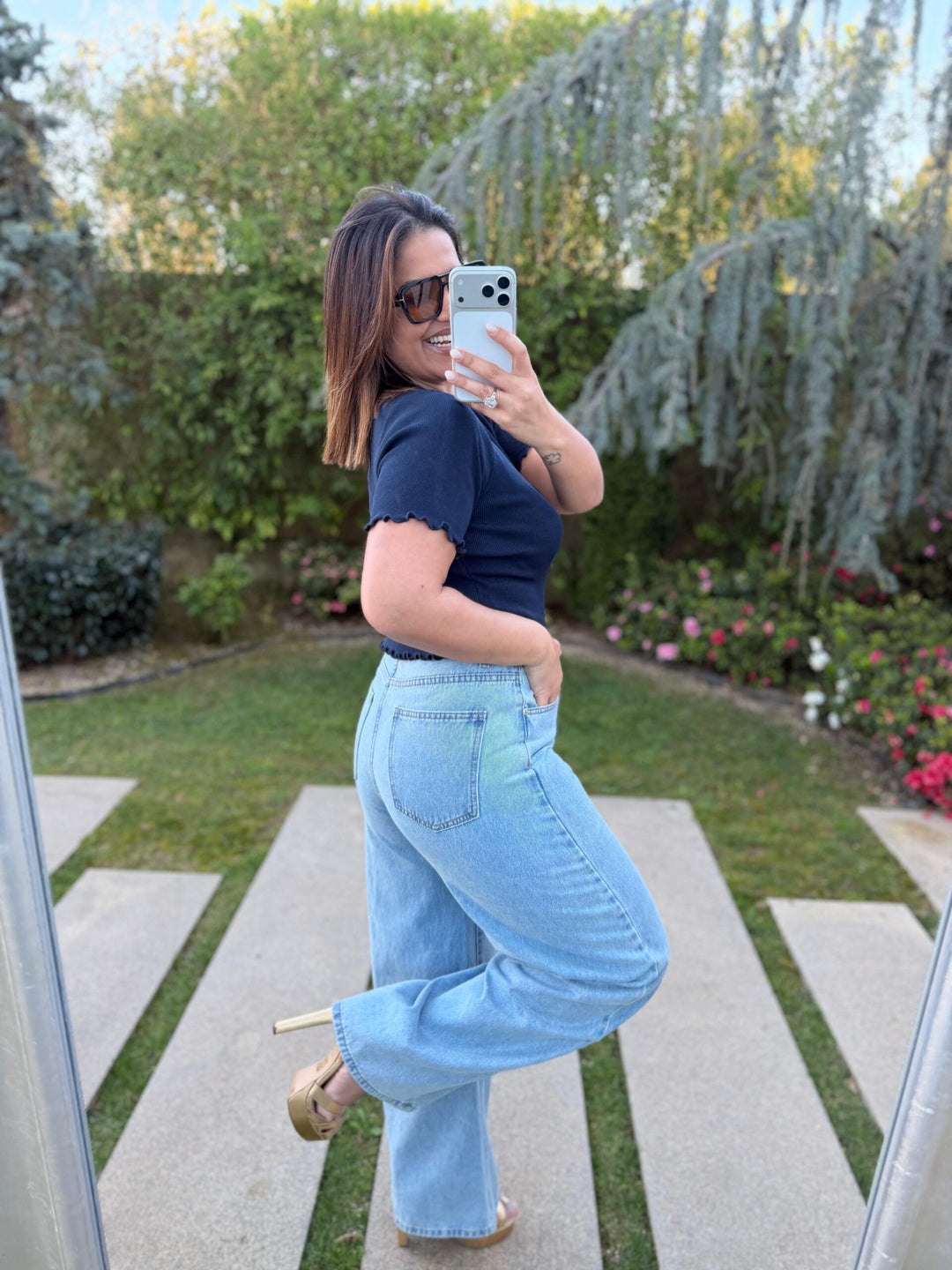CAMISOLA DE MALHA AZUL MARINHO COM BOTÕES DOURADOS PONTO CHIC