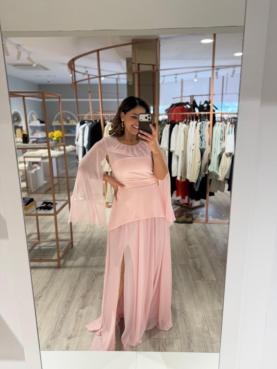VESTIDO COMPRIDO ROSA COM PARTE SUPERIOR ESTRUTURADA PONTO CHIC