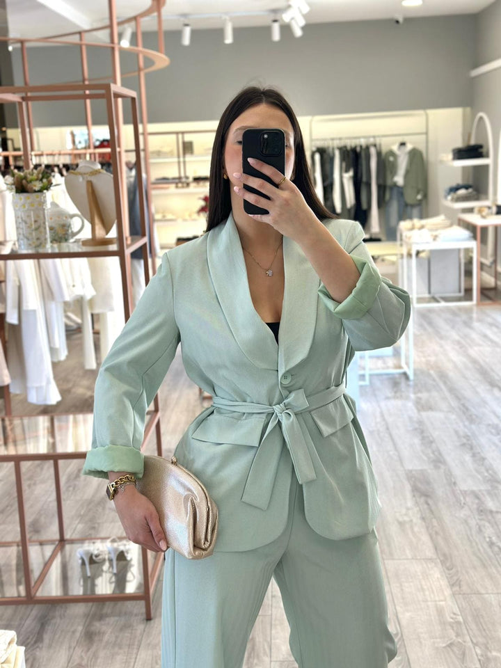 CONJUNTO VERDE ÁGUA COM BLAZER E CALÇA PONTO CHIC