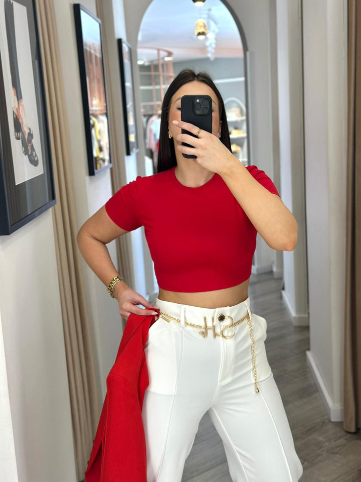 TOP VERMELHO PONTO CHIC