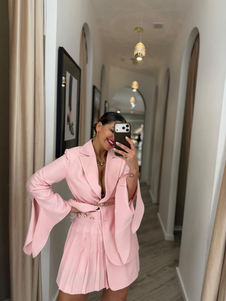 BLAZER ROSA ESTRUTURADO COM LAÇO NAS MANGAS SAHOCO