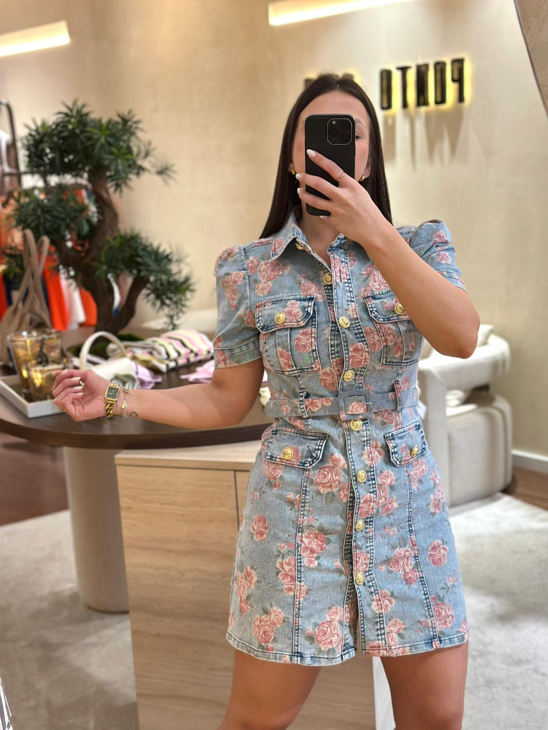 VESTIDO DE GANGA FLORAL COM CINTO PONTO CHIC