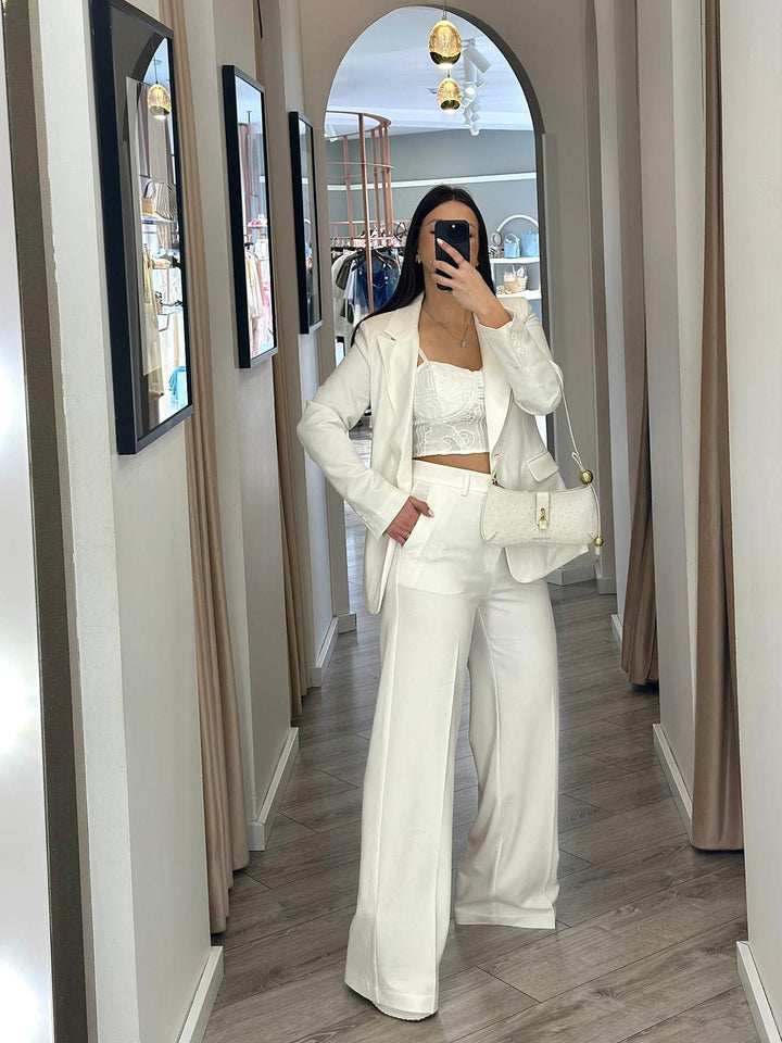 CONJUNTO BRANCO DE ALFAIATARIA PONTO CHIC