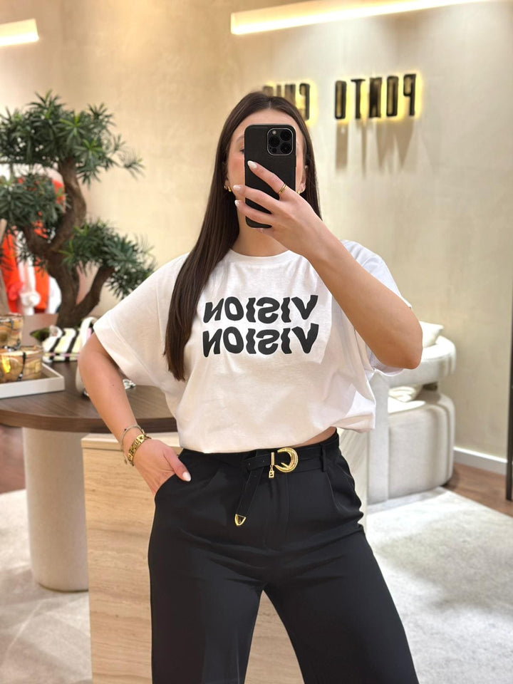 T-SHIRT BRANCA “VISION”PONTO CHIC