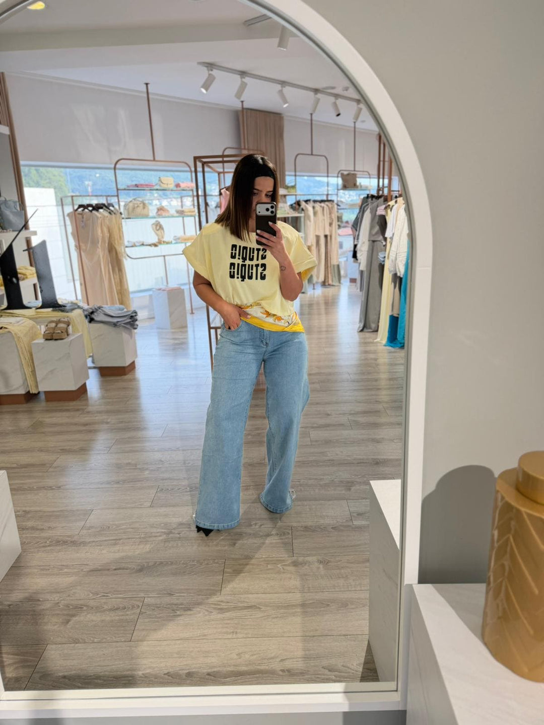 CALÇA GANGA WIDE LEG COM AJUSTE NA BAINHA PONTO CHIC