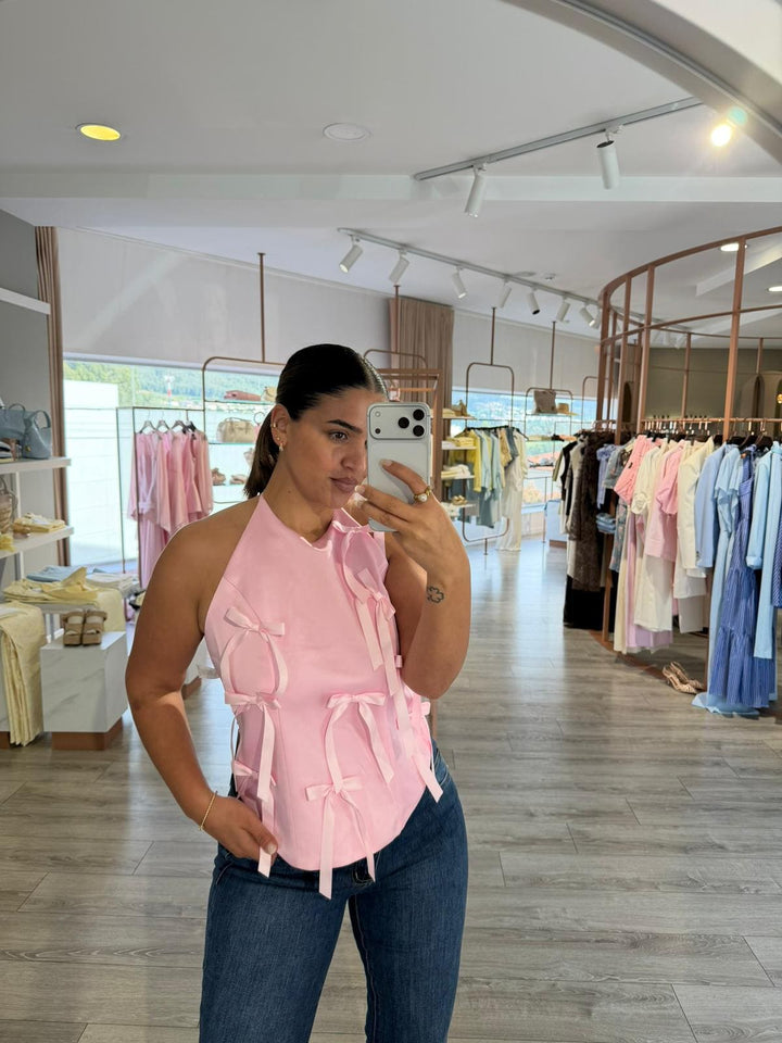 TOP ROSA COM LAÇOS APLICADOS PONTO CHIC