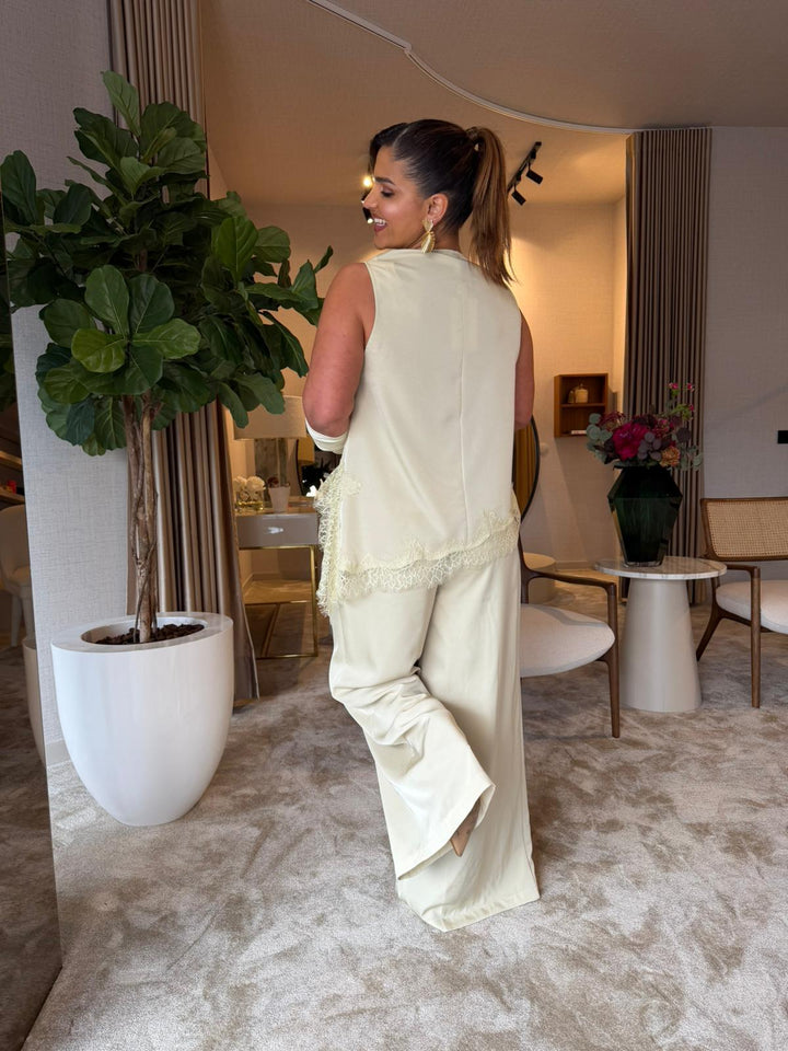 COLETE VERDE COM RENDA PONTO CHIC