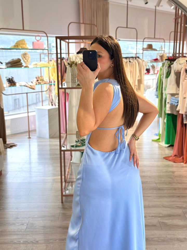 VESTIDO COMPRIDO AZUL ACETINADO PONTO CHIC