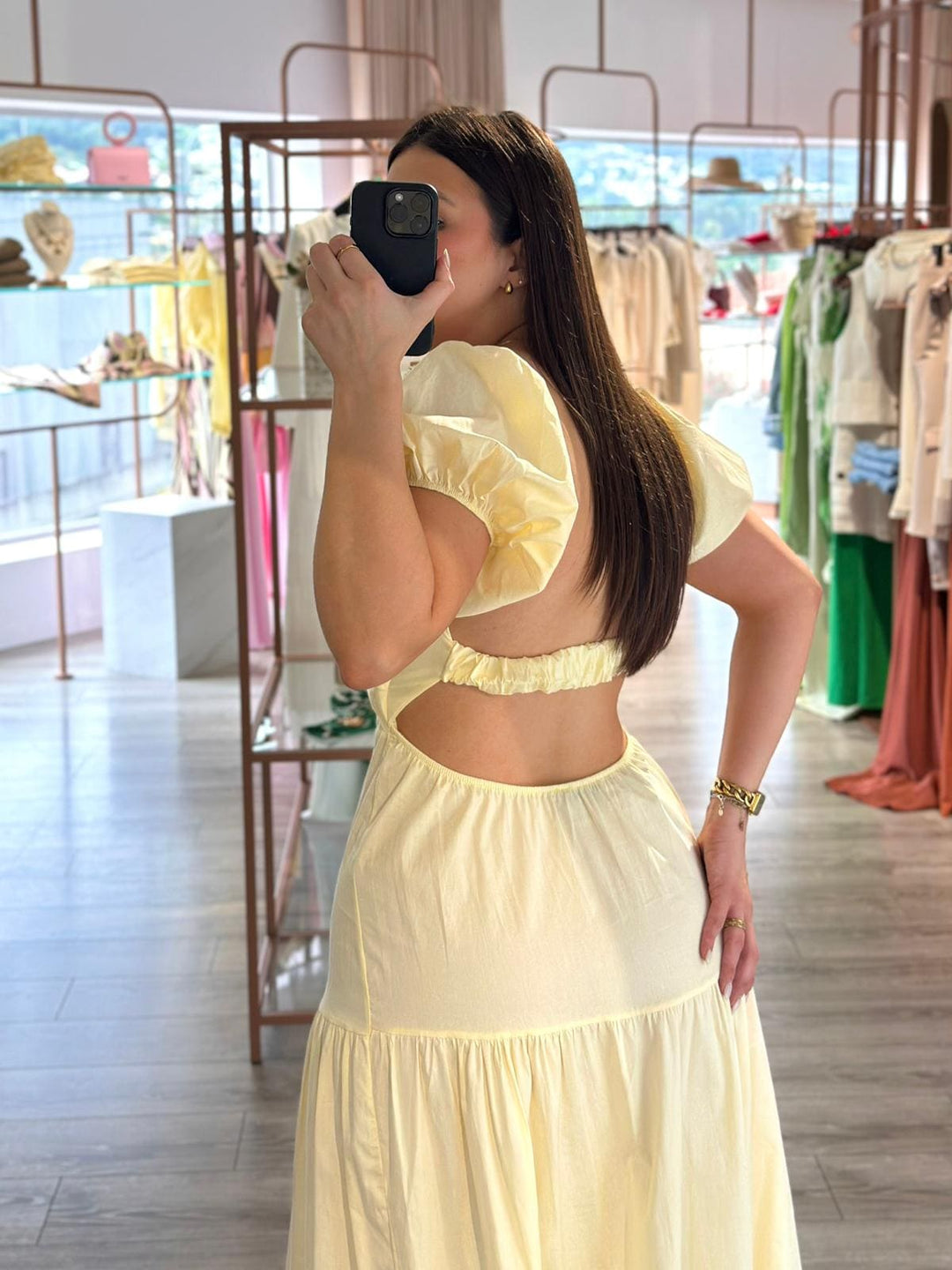 VESTIDO COMPRIDO AMARELO MANTEIGA PONTO CHIC