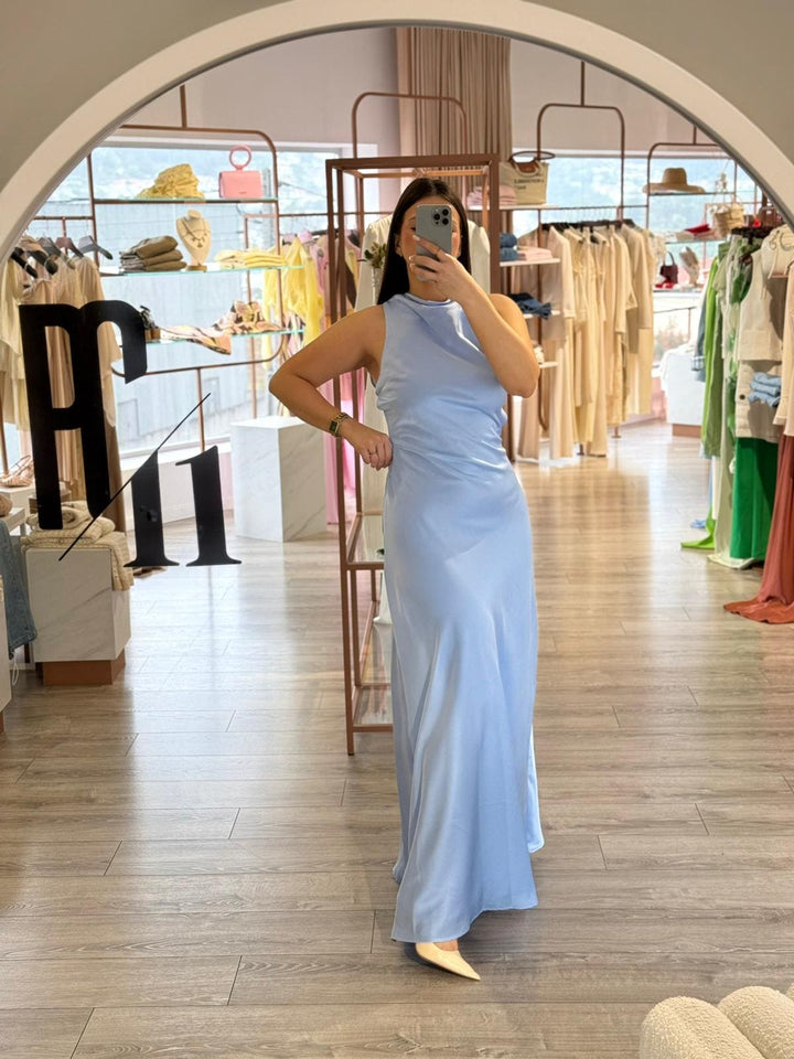 VESTIDO COMPRIDO AZUL ACETINADO PONTO CHIC