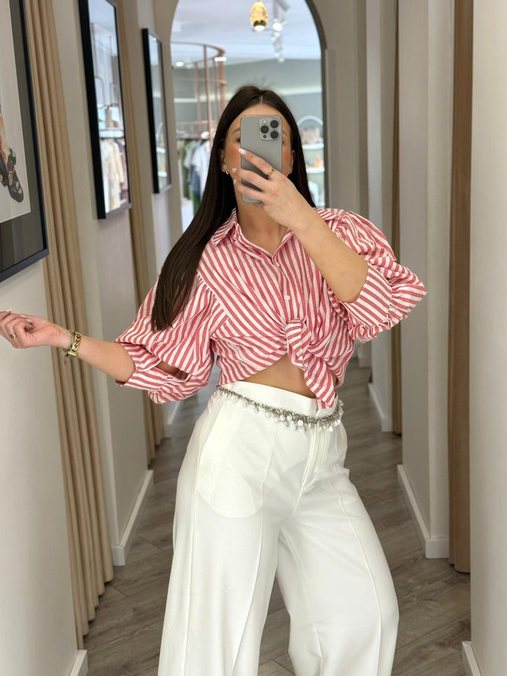 CAMISA CROPPED ÁS RISCAS VERMELHA PONTO CHIC