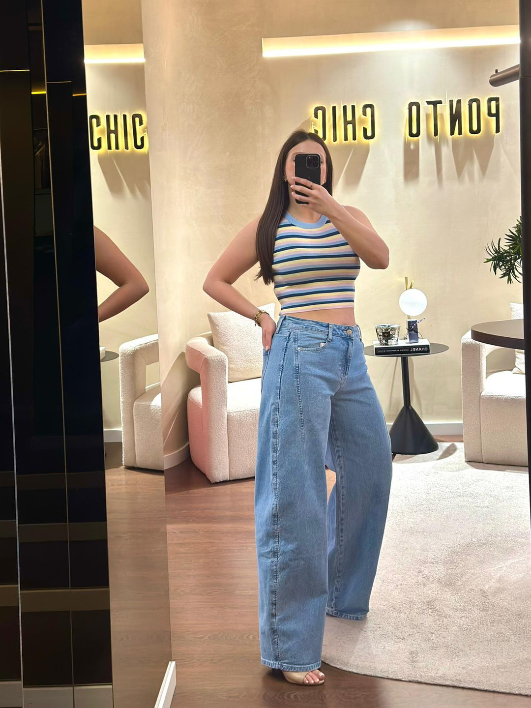 CALÇA DE GANGA WIDE LEG COM COSTURA FRONTAL PONTO CHIC