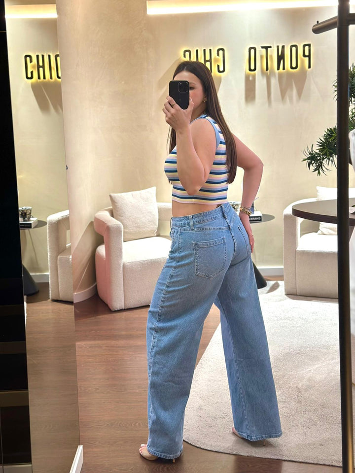 CALÇA DE GANGA WIDE LEG COM COSTURA FRONTAL PONTO CHIC