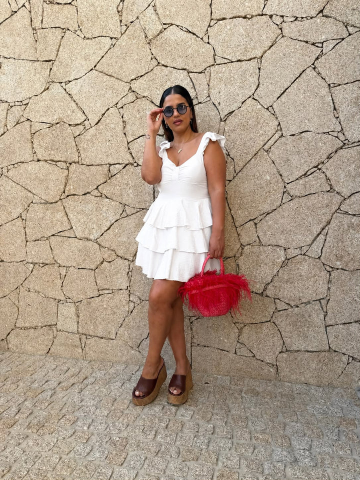 VESTIDO CURTO BRANCO COM FOLHOS PONTO CHIC
