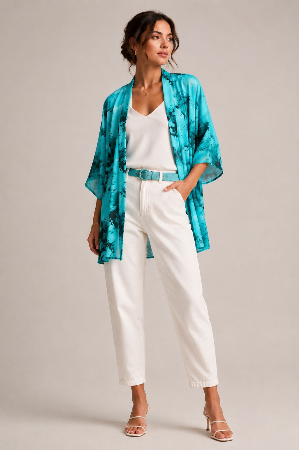 KIMONO AZUL COM ESTAMPADO ABSTRATO RINASCIMENTO