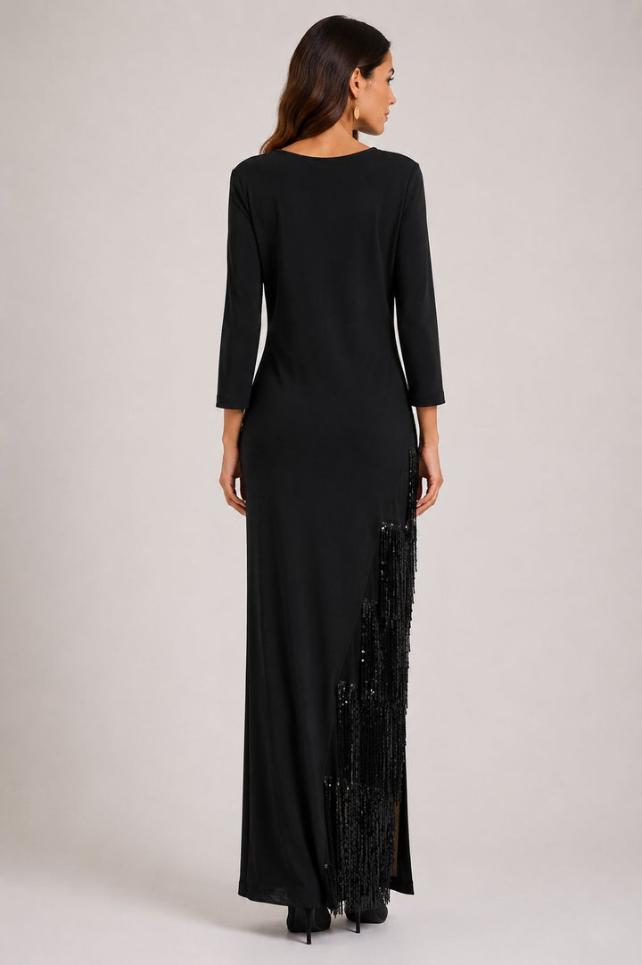 VESTIDO PRETO DRAPEADO COM FRANJAS EM LANTEJOULA PONTO CHIC