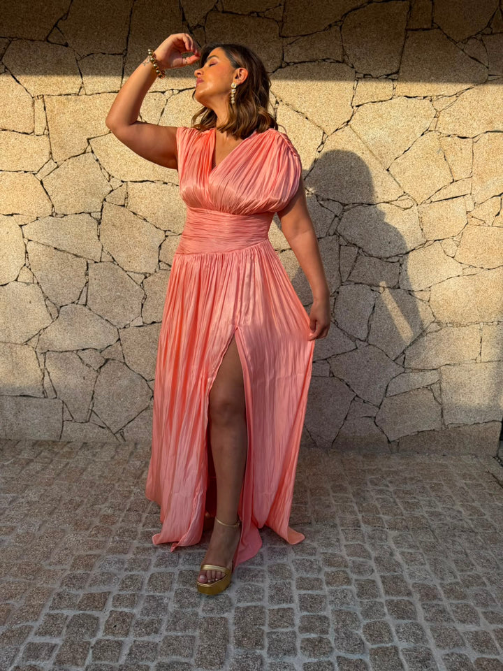 VESTIDO COMPRIDO PLISSADO CORAL PONTO CHIC