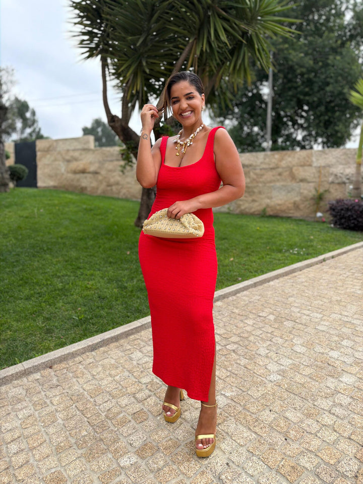 VESTIDO MIDI TEXTURADO VERMELHO PONTO CHIC