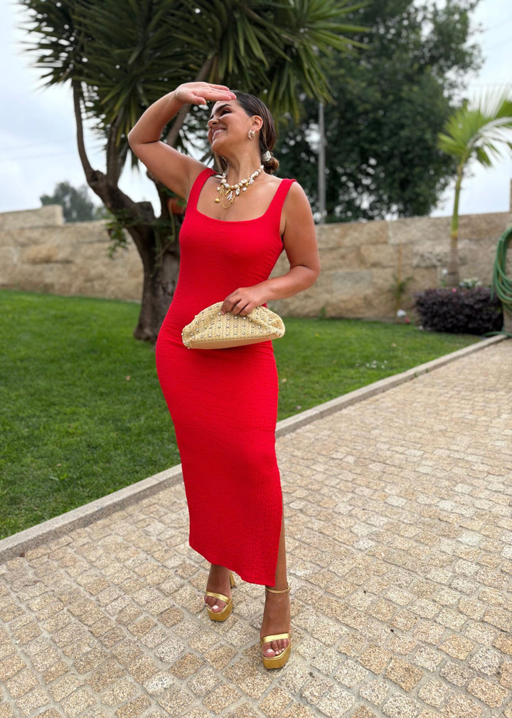 VESTIDO MIDI TEXTURADO VERMELHO PONTO CHIC