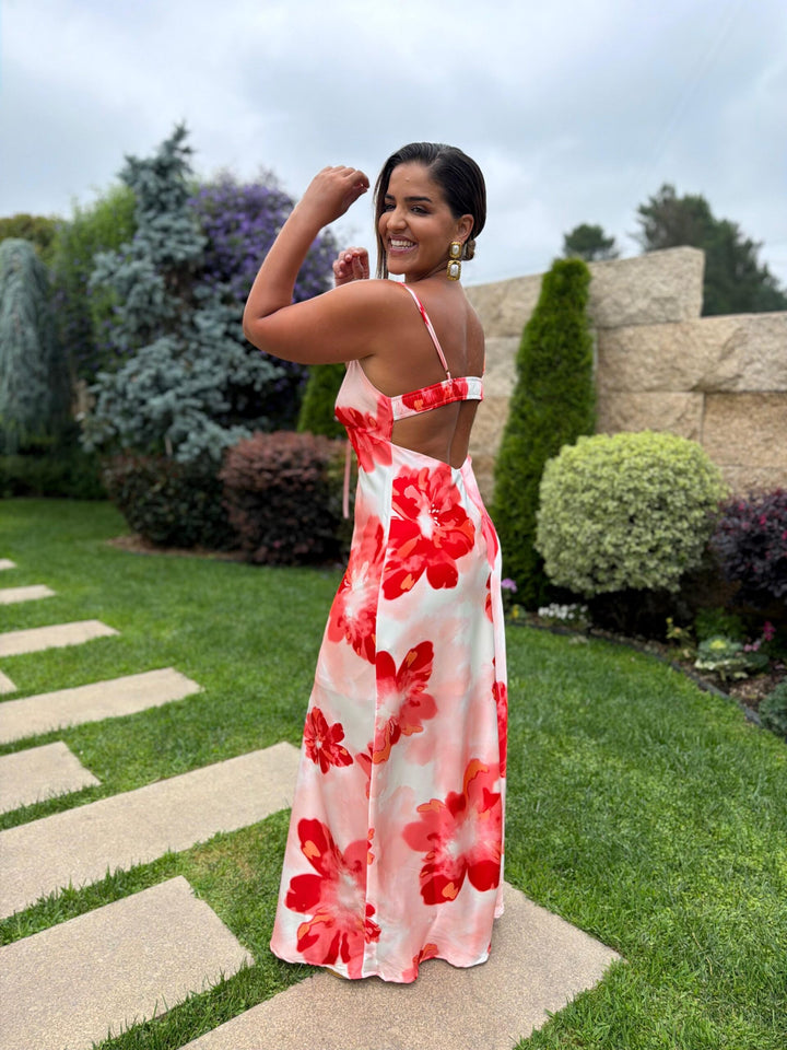 VESTIDO COMPRIDO FLORAL BRANCO E VERMELHO PONTO CHIC
