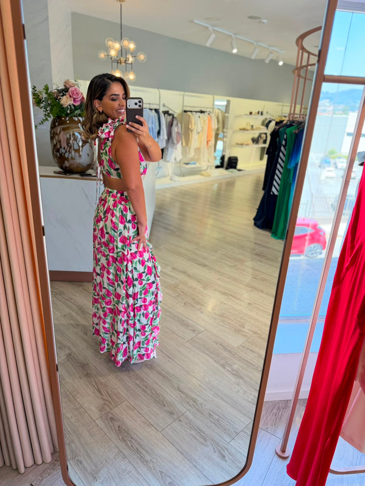 VESTIDO MIDI FLORAL COM COSTAS ABERTAS PONTO CHIC