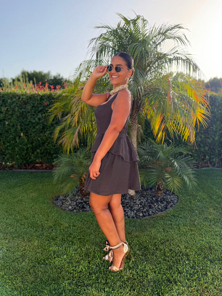 VESTIDO CURTO DE LINHO CASTANHO PONTO CHIC
