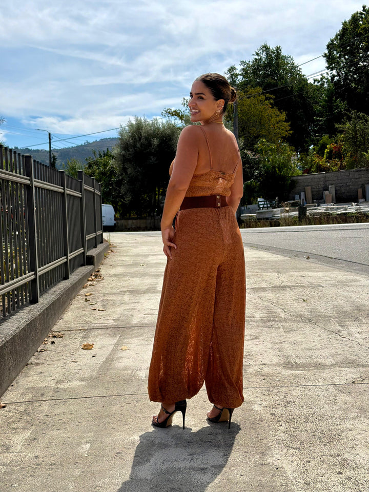 CALÇA CAMEL ALADINO EM RENDA LANÇA PERFUME